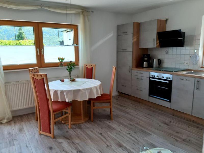 Ferienappartement Lieser Бернкастел-Кюс Екстериор снимка