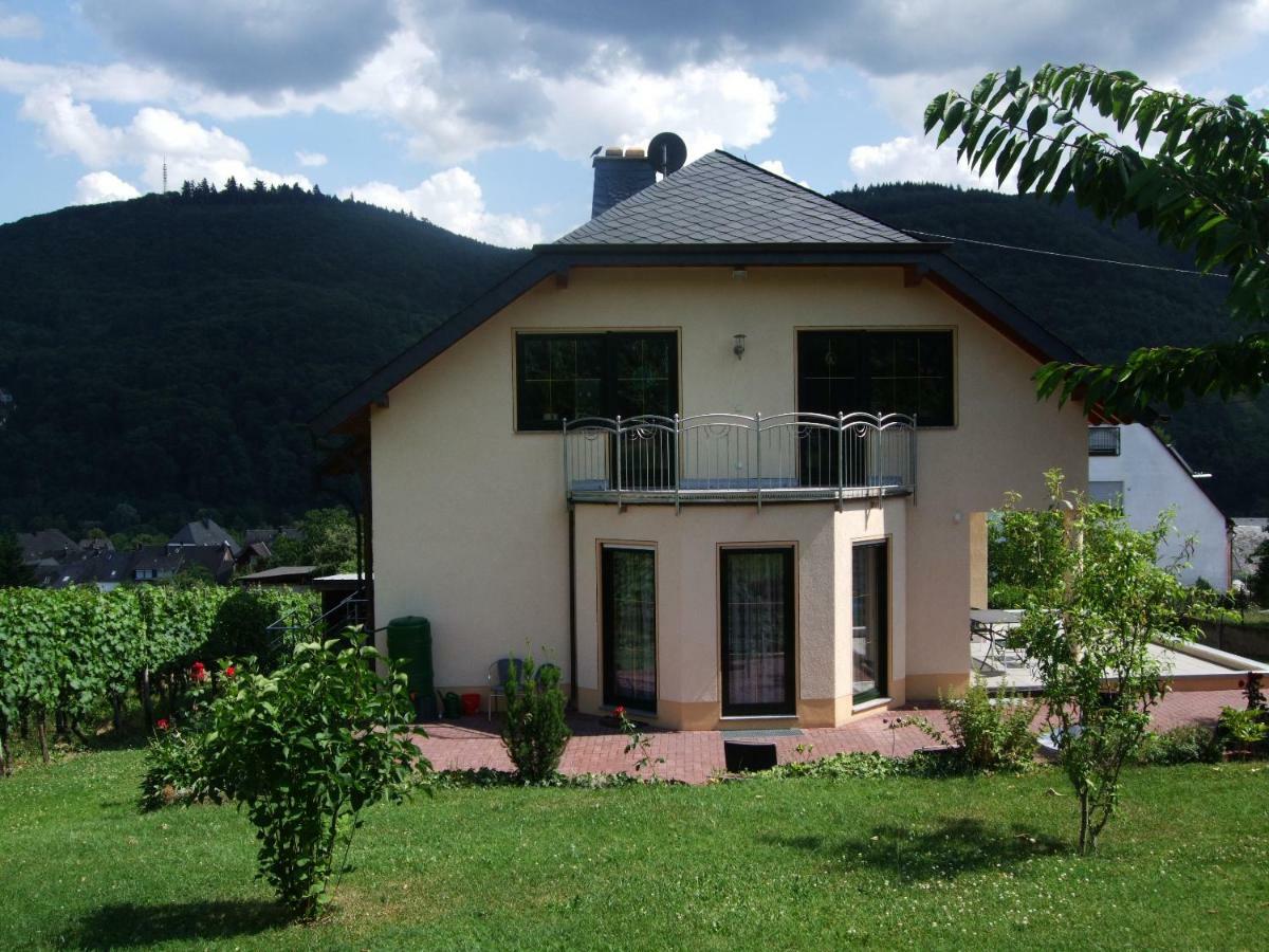 Ferienappartement Lieser Бернкастел-Кюс Екстериор снимка